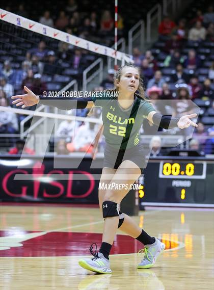 Thumbnail 1 in Blum vs. Fayetteville (UIL Volleyball 1A Finals) photogallery.