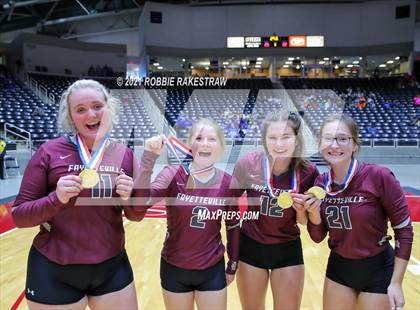 Thumbnail 2 in Blum vs. Fayetteville (UIL Volleyball 1A Finals) photogallery.