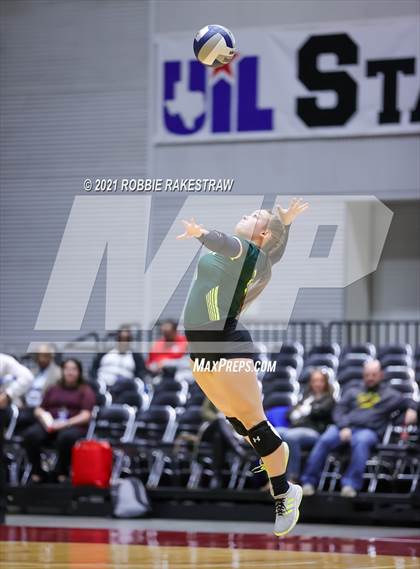 Thumbnail 2 in Blum vs. Fayetteville (UIL Volleyball 1A Finals) photogallery.