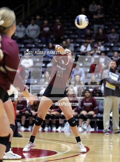 Thumbnail 1 in Blum vs. Fayetteville (UIL Volleyball 1A Finals) photogallery.