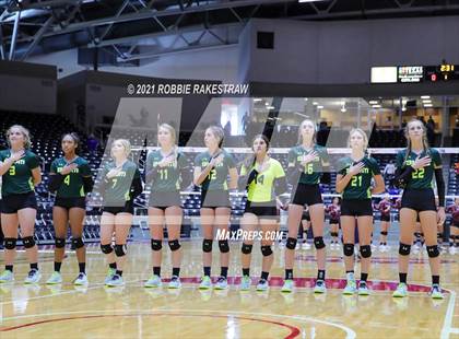 Thumbnail 1 in Blum vs. Fayetteville (UIL Volleyball 1A Finals) photogallery.