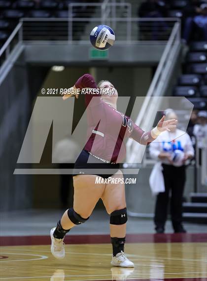 Thumbnail 2 in Blum vs. Fayetteville (UIL Volleyball 1A Finals) photogallery.