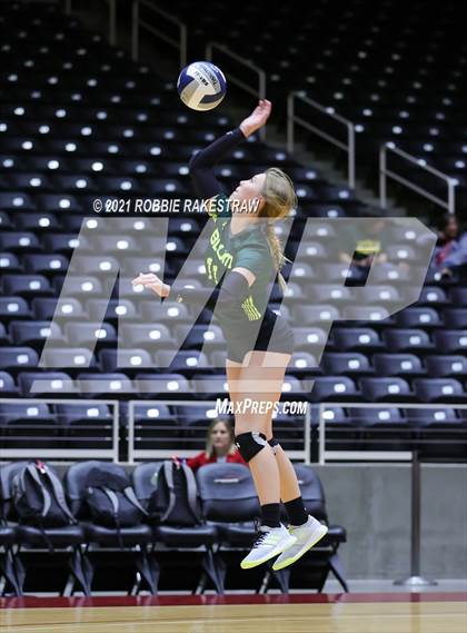Thumbnail 1 in Blum vs. Fayetteville (UIL Volleyball 1A Finals) photogallery.