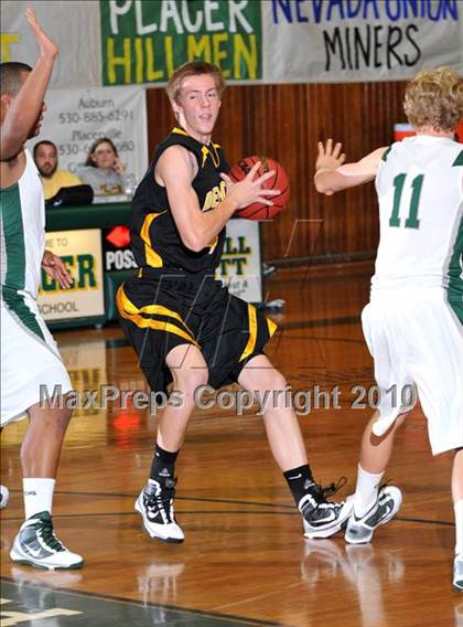 Thumbnail 2 in Colfax vs. Del Oro (Kendall Arnett Tournament) photogallery.