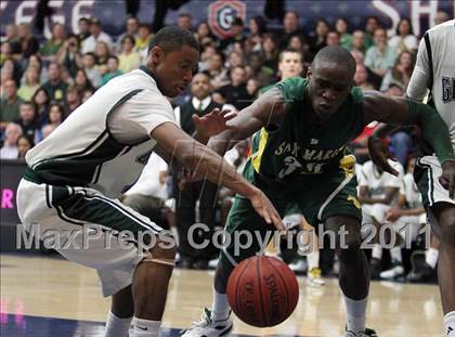 Thumbnail 2 in El Cerrito vs. San Marin (CIF NCS D3 Final) photogallery.