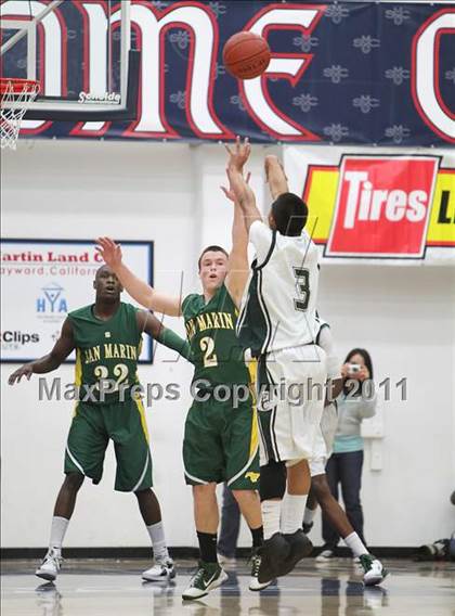 Thumbnail 1 in El Cerrito vs. San Marin (CIF NCS D3 Final) photogallery.