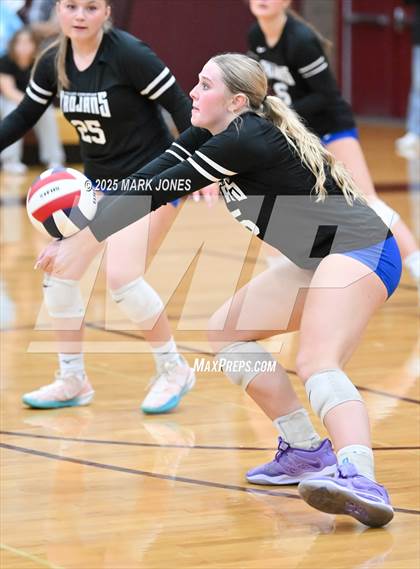 Thumbnail 2 in Gilbert Christian @ Valley Christian (AIA 3A Semifinal) photogallery.