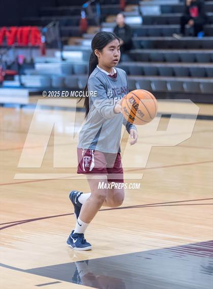 Thumbnail 3 in JV Girls Basketball Torrance vs Palos Verdes photogallery.