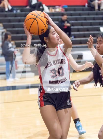 Thumbnail 1 in JV Girls Basketball Torrance vs Palos Verdes photogallery.