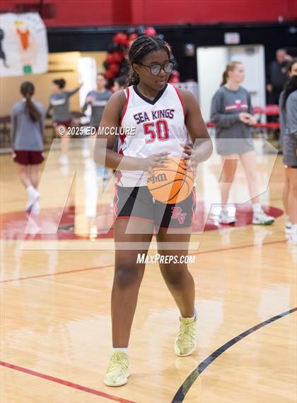 Thumbnail 2 in JV Girls Basketball Torrance vs Palos Verdes photogallery.
