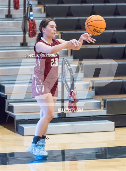 Thumbnail 1 in JV Girls Basketball Torrance vs Palos Verdes photogallery.