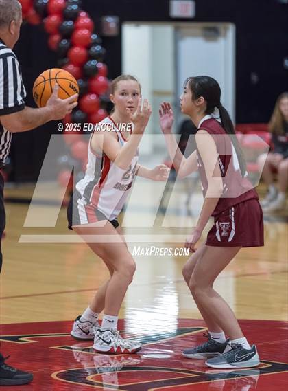Thumbnail 1 in JV Girls Basketball Torrance vs Palos Verdes photogallery.
