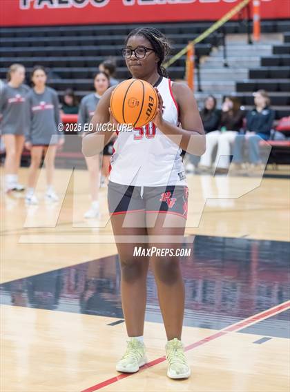 Thumbnail 1 in JV Girls Basketball Torrance vs Palos Verdes photogallery.