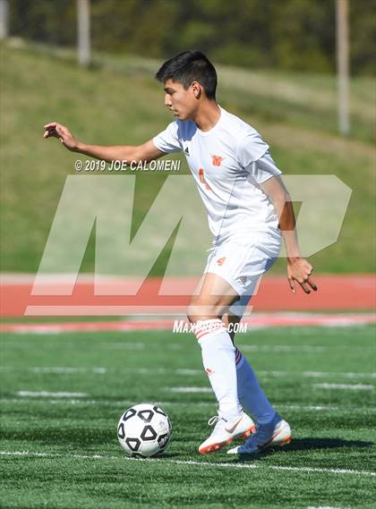 Thumbnail 2 in  Lee [Robert E.] vs United (Austin Lakes Elite Showcase) photogallery.