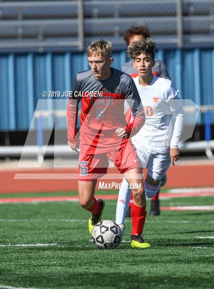 Thumbnail 3 in  Lee [Robert E.] vs United (Austin Lakes Elite Showcase) photogallery.