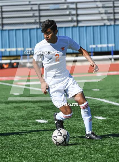 Thumbnail 2 in  Lee [Robert E.] vs United (Austin Lakes Elite Showcase) photogallery.