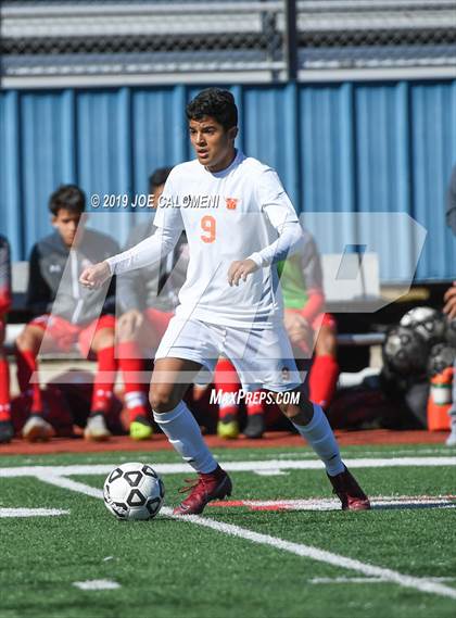 Thumbnail 3 in  Lee [Robert E.] vs United (Austin Lakes Elite Showcase) photogallery.