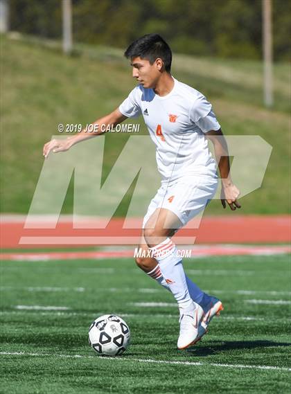 Thumbnail 1 in  Lee [Robert E.] vs United (Austin Lakes Elite Showcase) photogallery.