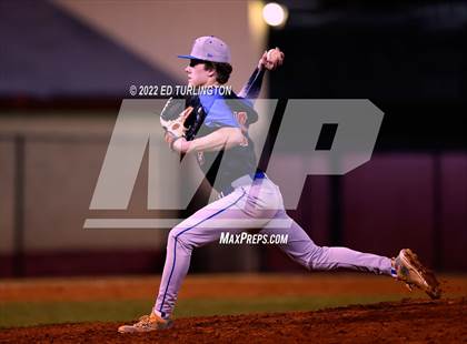 Thumbnail 1 in Walton @ Lassiter photogallery.