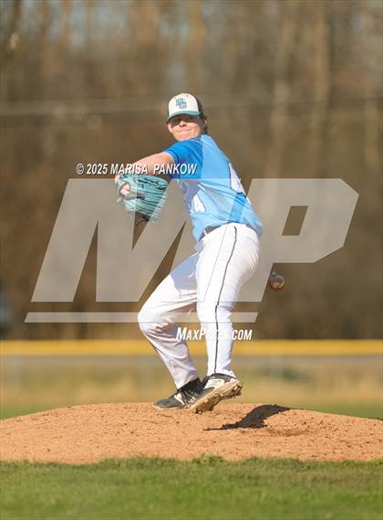 Thumbnail 3 in Bishop Grimes vs Onondaga photogallery.