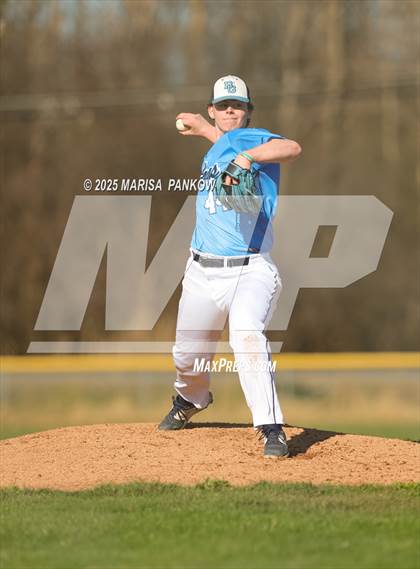 Thumbnail 2 in Bishop Grimes vs Onondaga photogallery.