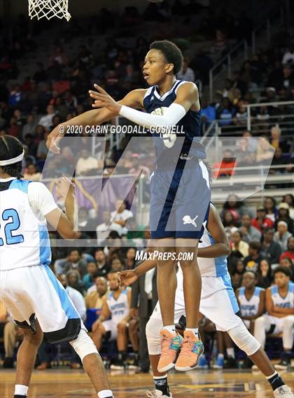 Thumbnail 3 in Henderson Collegiate Boys Basketball (Extending the Gallery) photogallery.