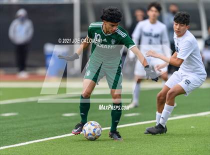 Thumbnail 3 in Harlan vs Waxahachie (Alamo Heights Tournament) photogallery.