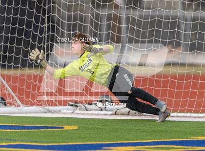 Thumbnail 2 in Harlan vs Waxahachie (Alamo Heights Tournament) photogallery.