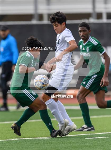Thumbnail 1 in Harlan vs Waxahachie (Alamo Heights Tournament) photogallery.