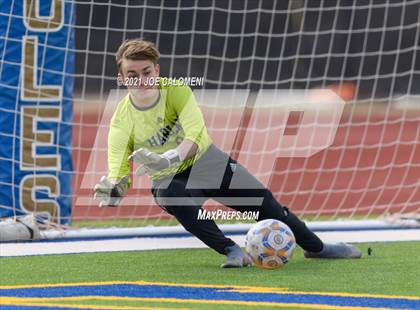 Thumbnail 3 in Harlan vs Waxahachie (Alamo Heights Tournament) photogallery.