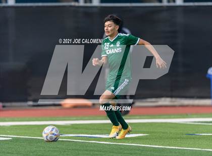 Thumbnail 3 in Harlan vs Waxahachie (Alamo Heights Tournament) photogallery.