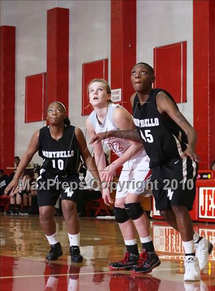 Thumbnail 2 in Montbello vs. Grand Junction Central photogallery.
