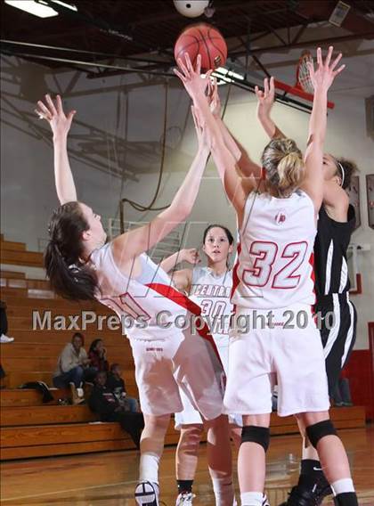 Thumbnail 3 in Montbello vs. Grand Junction Central photogallery.