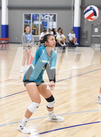 Thumbnail 2 in Vista vs. Olympian (Nike TOC Southwest) photogallery.