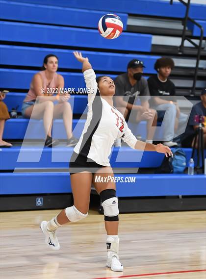 Thumbnail 1 in Vista vs. Olympian (Nike TOC Southwest) photogallery.