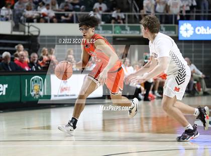 Thumbnail 1 in Heath vs. Meadowbrook (OHSAA D2 Regional Semifinal) photogallery.
