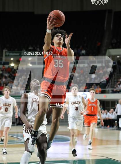 Thumbnail 1 in Heath vs. Meadowbrook (OHSAA D2 Regional Semifinal) photogallery.