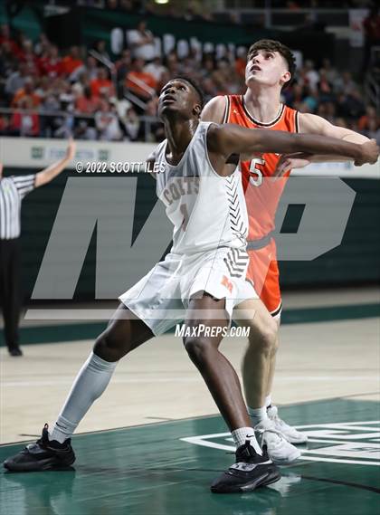 Thumbnail 2 in Heath vs. Meadowbrook (OHSAA D2 Regional Semifinal) photogallery.
