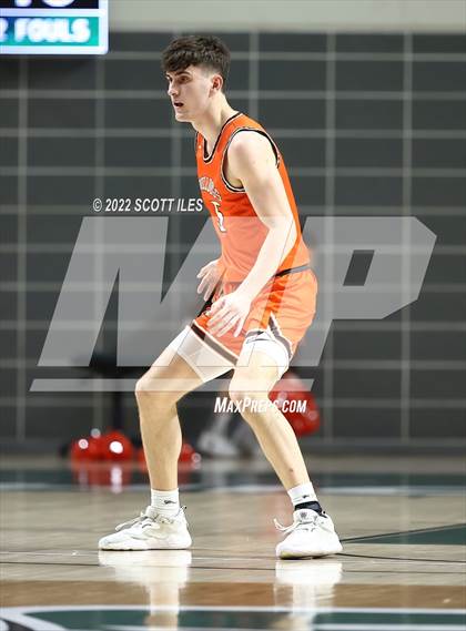 Thumbnail 1 in Heath vs. Meadowbrook (OHSAA D2 Regional Semifinal) photogallery.