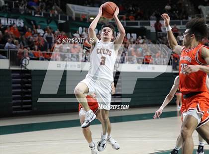 Thumbnail 2 in Heath vs. Meadowbrook (OHSAA D2 Regional Semifinal) photogallery.