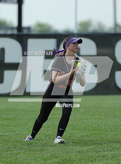 Thumbnail 3 in Johnstown-Monroe vs Amanda-Clearcreek (OHSAA D3 District Final) photogallery.