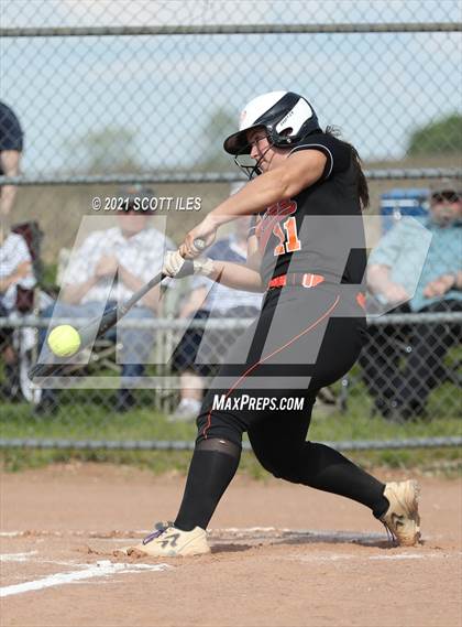 Thumbnail 3 in Johnstown-Monroe vs Amanda-Clearcreek (OHSAA D3 District Final) photogallery.