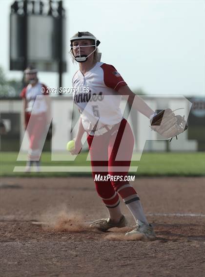Thumbnail 1 in Johnstown-Monroe vs Amanda-Clearcreek (OHSAA D3 District Final) photogallery.