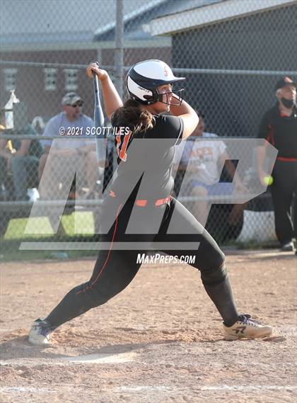 Thumbnail 1 in Johnstown-Monroe vs Amanda-Clearcreek (OHSAA D3 District Final) photogallery.