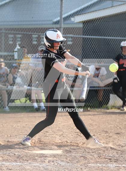 Thumbnail 1 in Johnstown-Monroe vs Amanda-Clearcreek (OHSAA D3 District Final) photogallery.