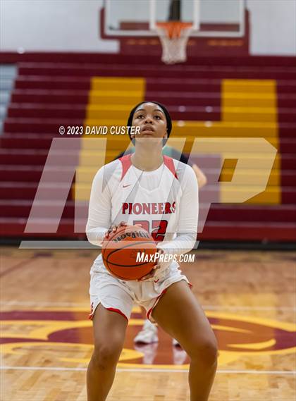 Thumbnail 2 in Patriot vs. Falls Church (Cougar Holiday Classic) photogallery.