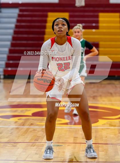 Thumbnail 1 in Patriot vs. Falls Church (Cougar Holiday Classic) photogallery.