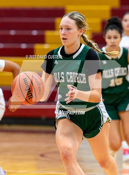 Thumbnail 1 in Patriot vs. Falls Church (Cougar Holiday Classic) photogallery.