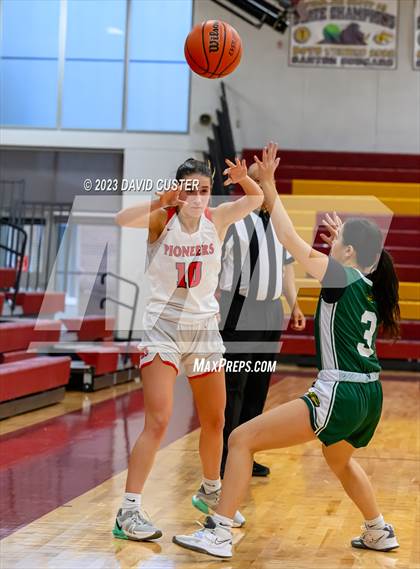 Thumbnail 1 in Patriot vs. Falls Church (Cougar Holiday Classic) photogallery.