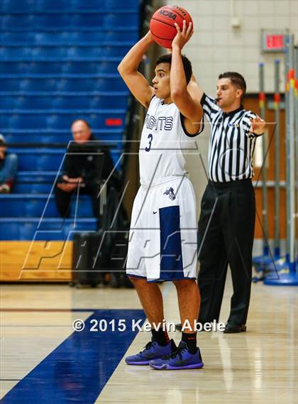 Thumbnail 2 in Higley vs Santiago (Duel in the Desert) photogallery.
